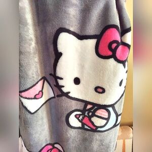 NWT Hello Kitty Twin Plush Fleece Blanket